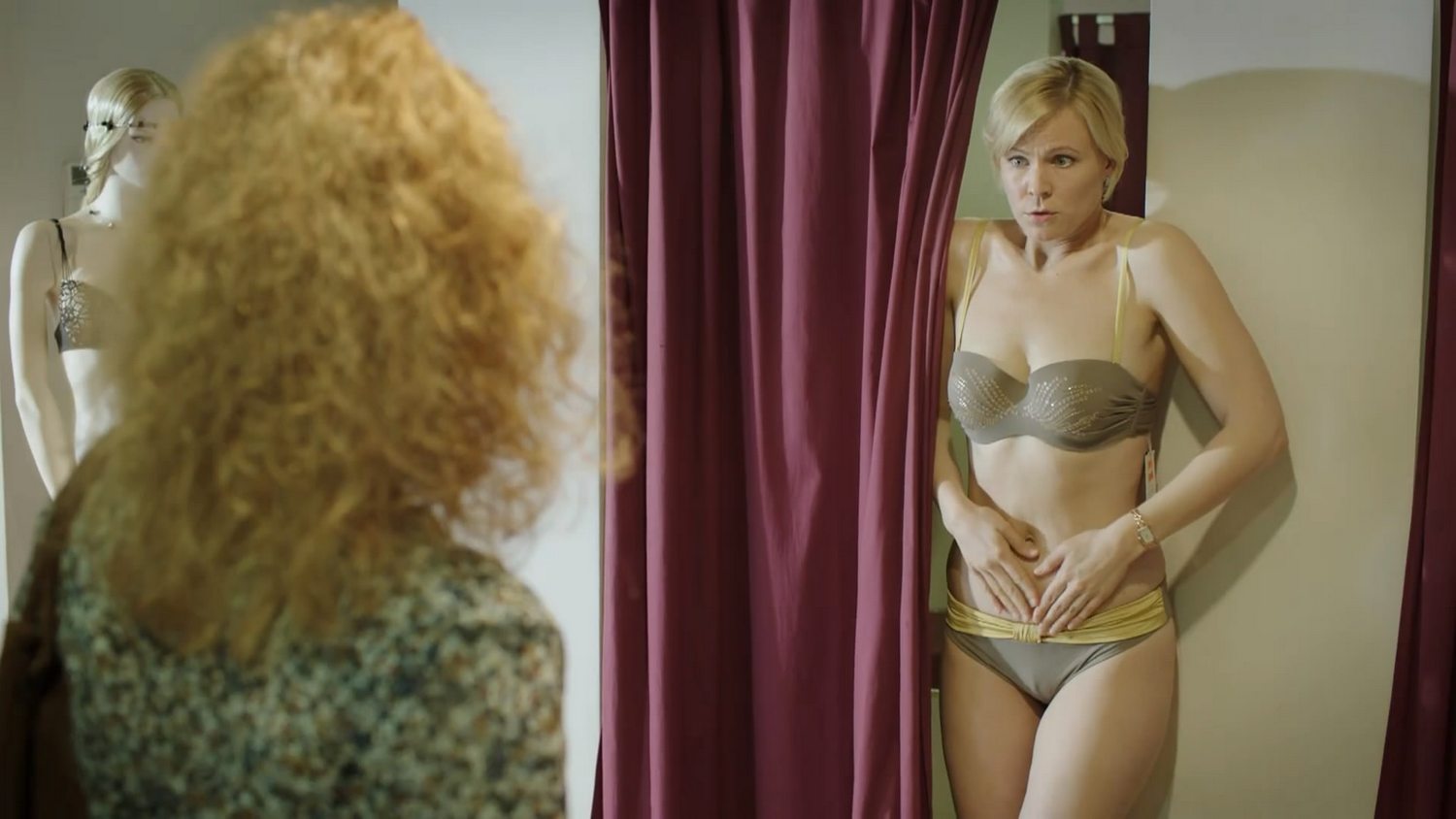 Мас қызы әкесі секс Әдемі жалаңаш жігіттердің бейнелері