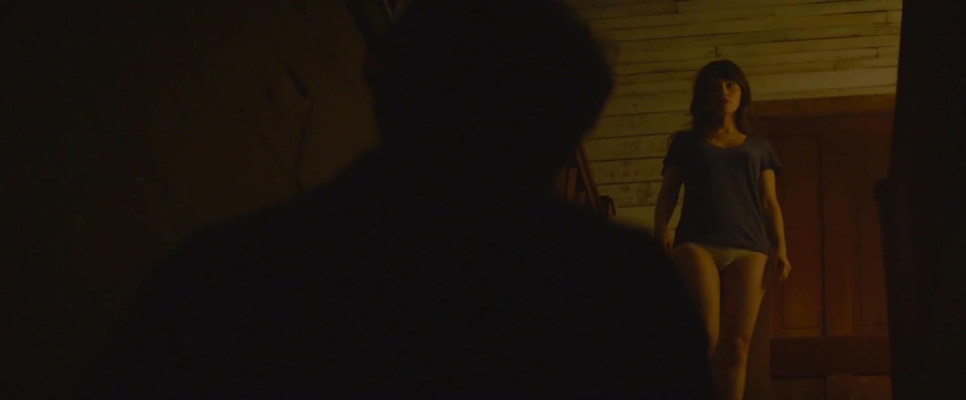 зои дешанель